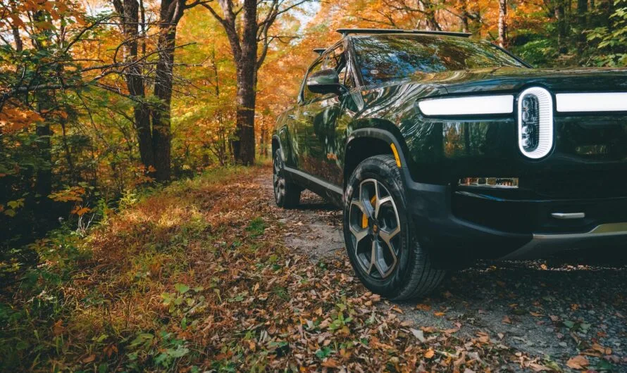 Et un de plus ! Rivian adopte la norme de charge NACS de Tesla aux États-Unis