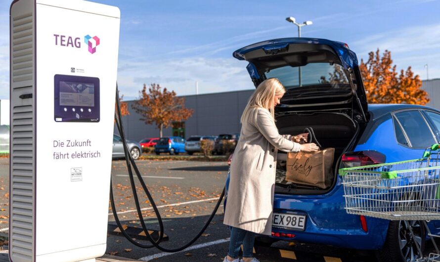 Comment fonctionne une borne de recharge en supermarché